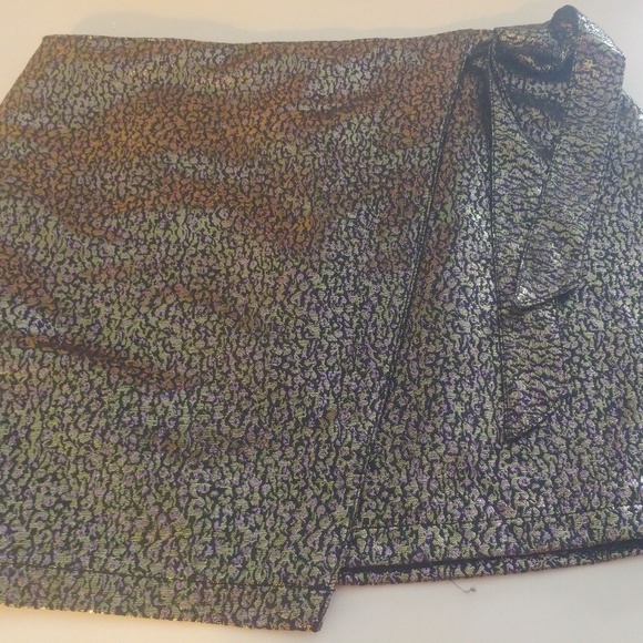 Authentic Sassy Express Metalic Mini Skirt - Picture 2 of 3